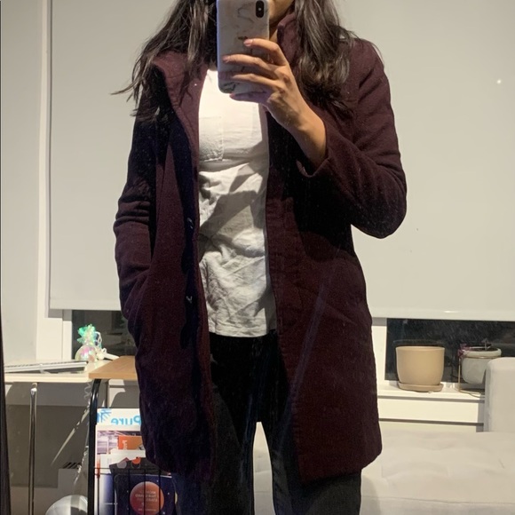 Uniqlo maroon winter coat - S - Picture 4 of 6